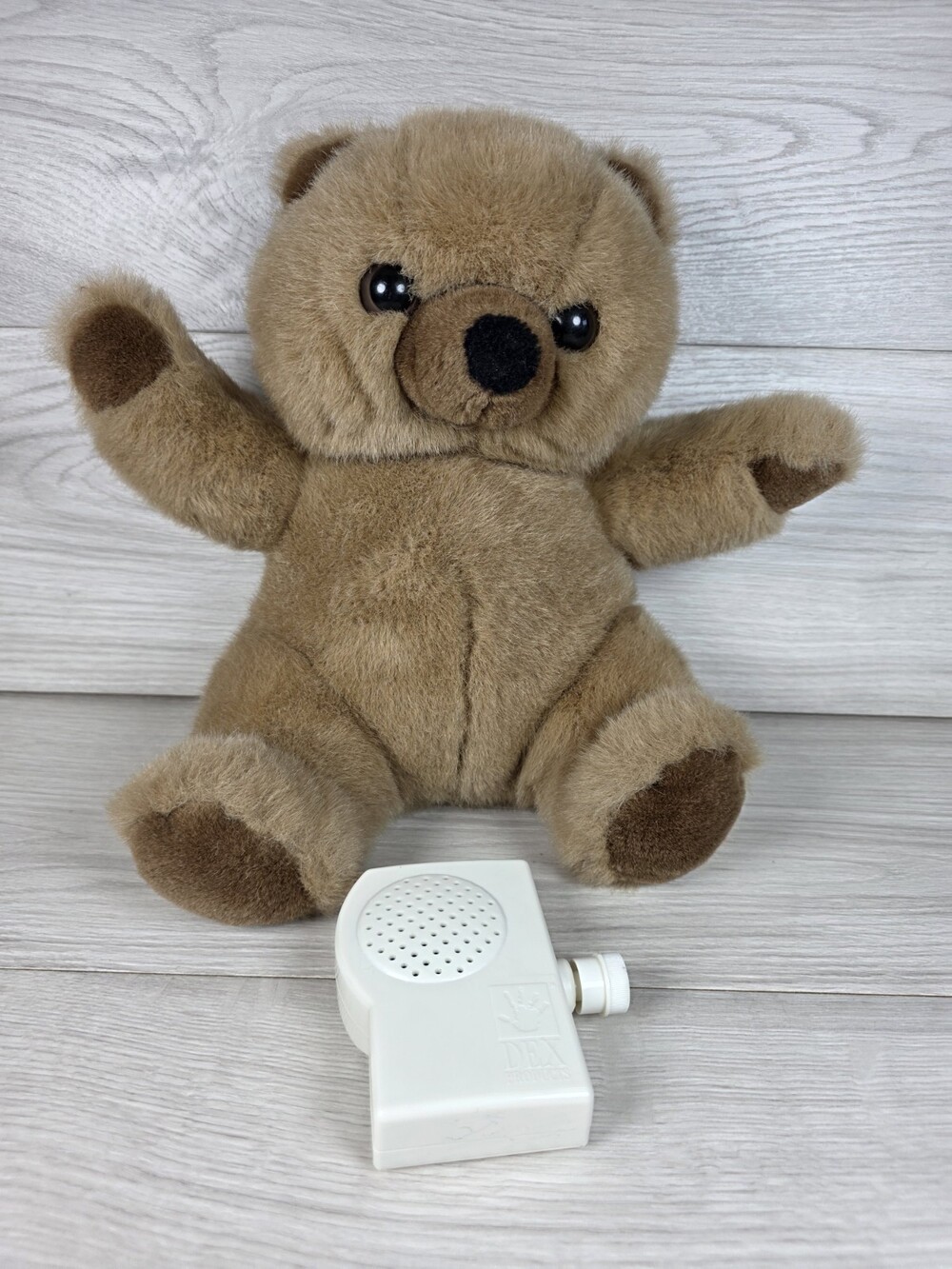 Vtg DEX Plush Mommy Brown Bear Electronic Womb Sounds Heart Infant Soothing SU7
